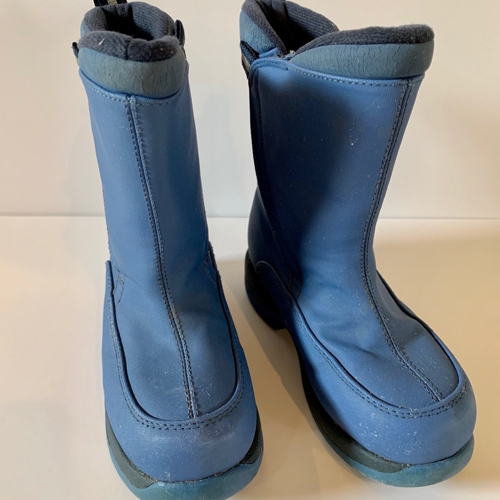 Land’s End kids blue snow boots